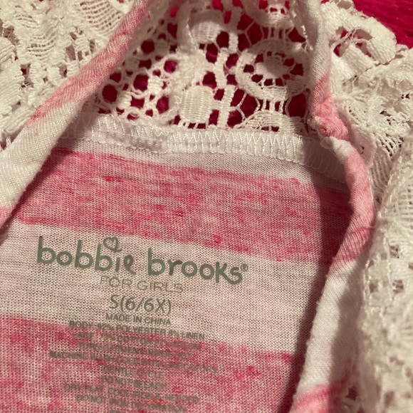 3 Bundle Girl’s Size 6/6X Short Sleeve Shirts - Picture 6 of 16